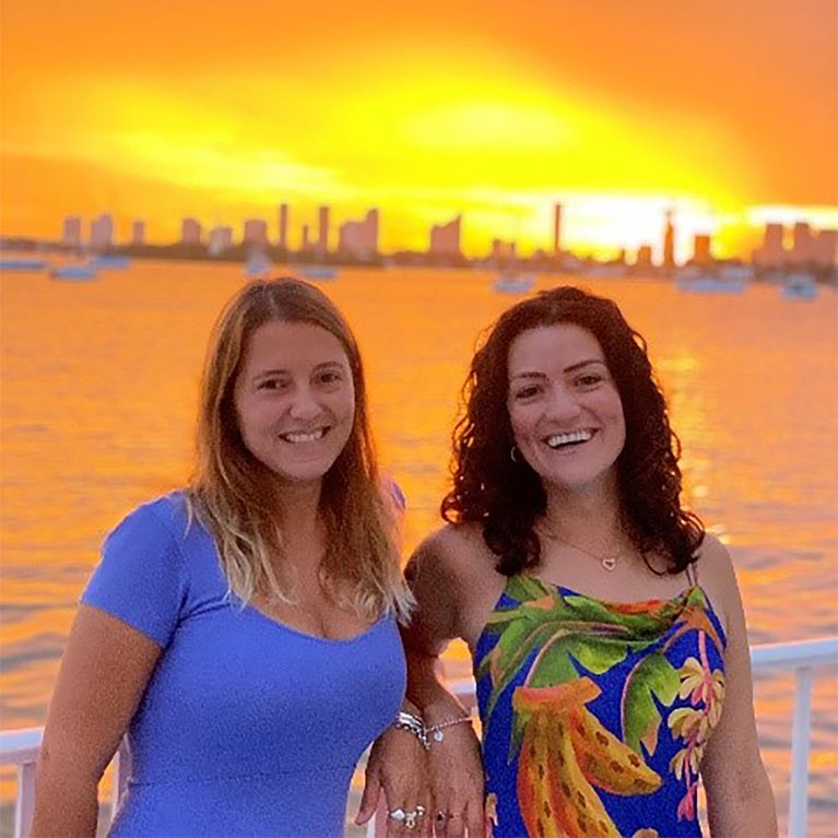 Outside of work, Marianela loves travelling and has lived in three countries.